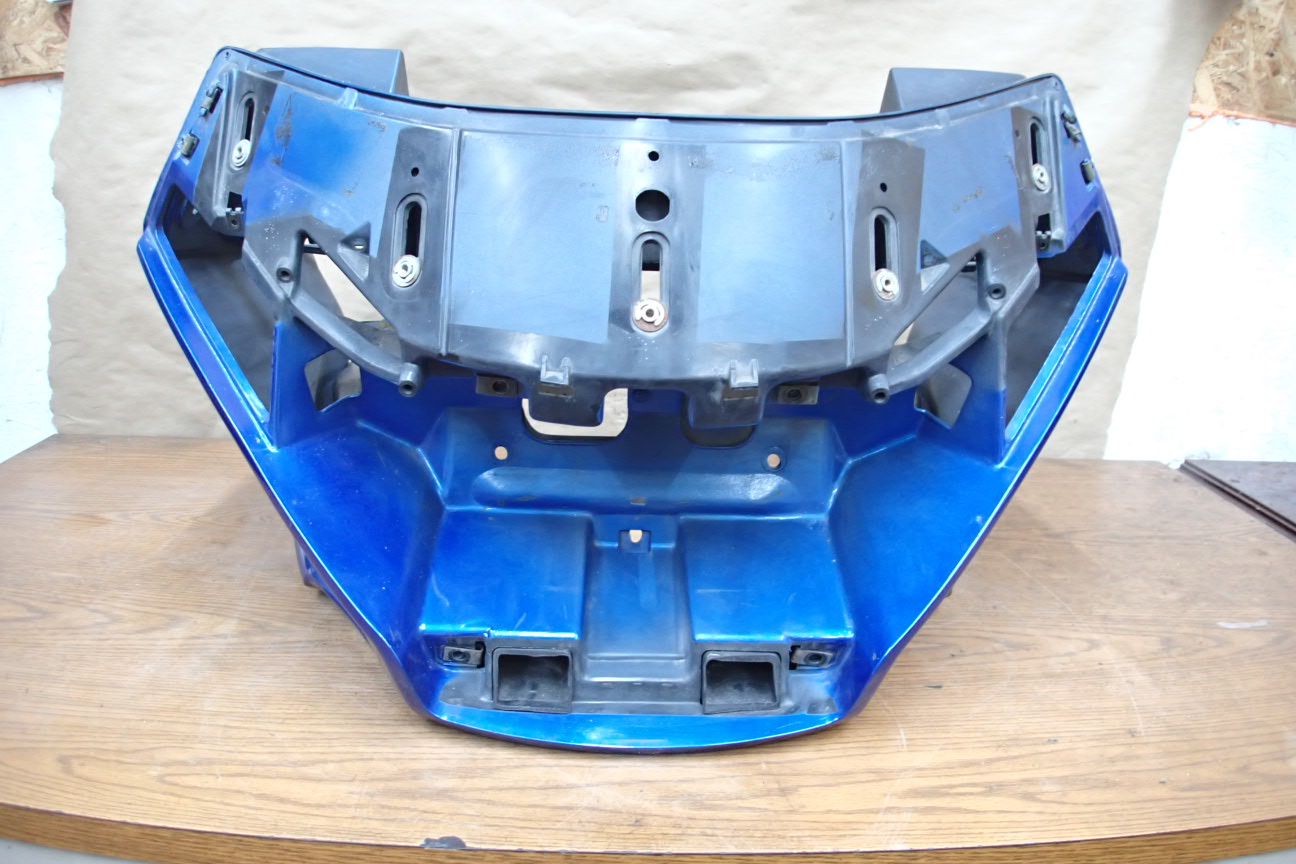 1993 HONDA GOLDWING 1500A FRONT NOSE FAIRING COWL 64210-MN5-30000