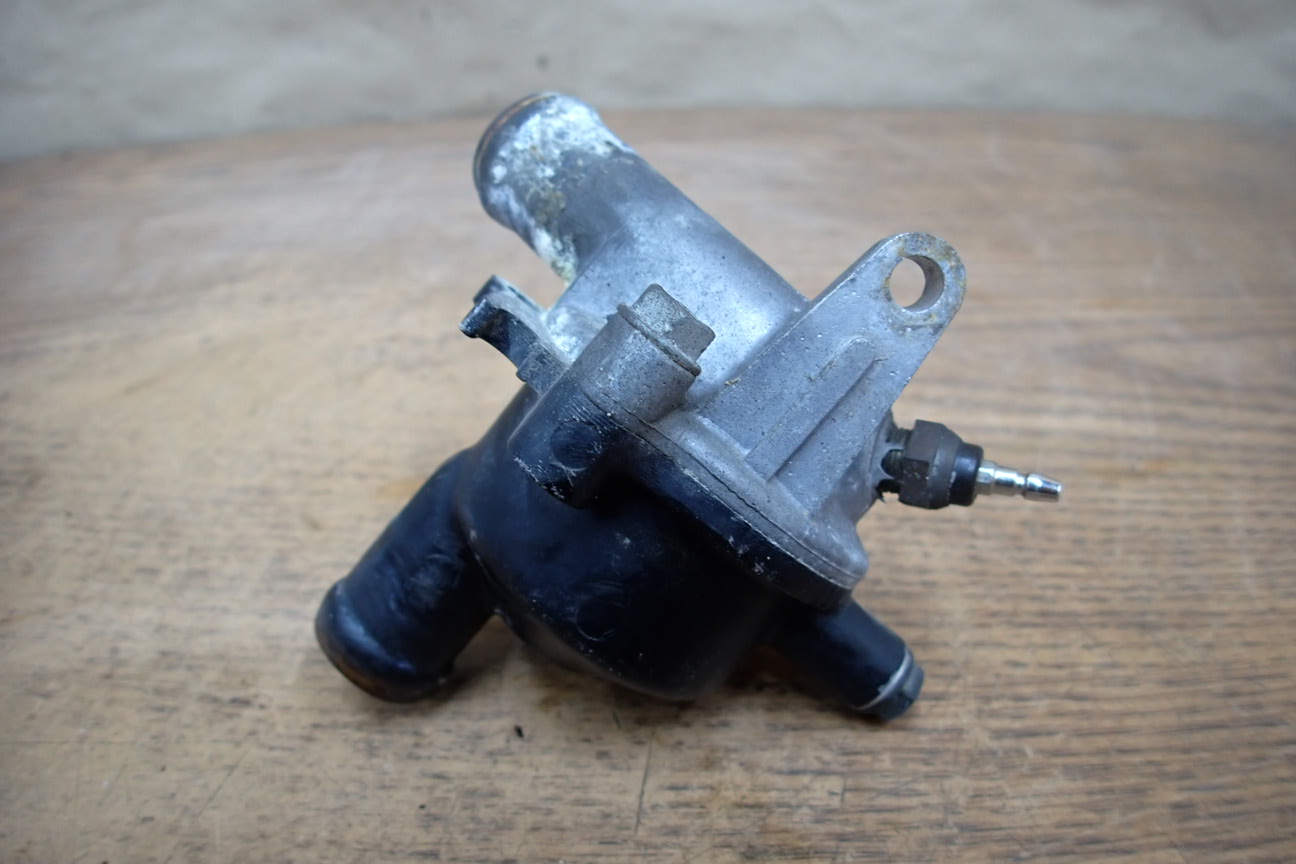 専用品 専用ページ 売却済 1985 HONDA MAGNA VF500C THERMOSTAT | eBay