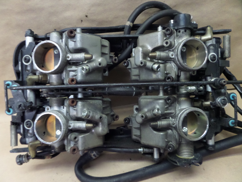 4x Carburetor Carb Float Bowl Gaskets Yamaha YZF R-1 XVZ1300 Venture Royal Star