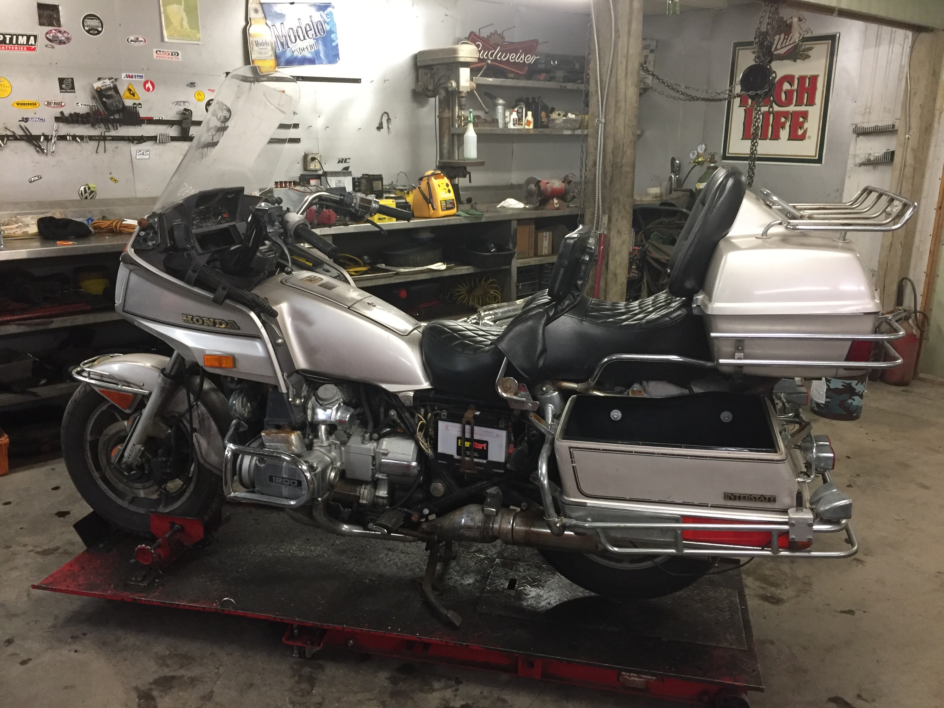 1987 HONDA GOLDWING 1200 INTERSTATE LOWER GAS TANK STORAGE PAN | eBay