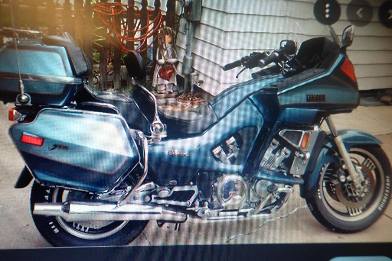 F 1983 YAMAHA VENTURE 1200 KICKSTAND CENTER STAND | eBay