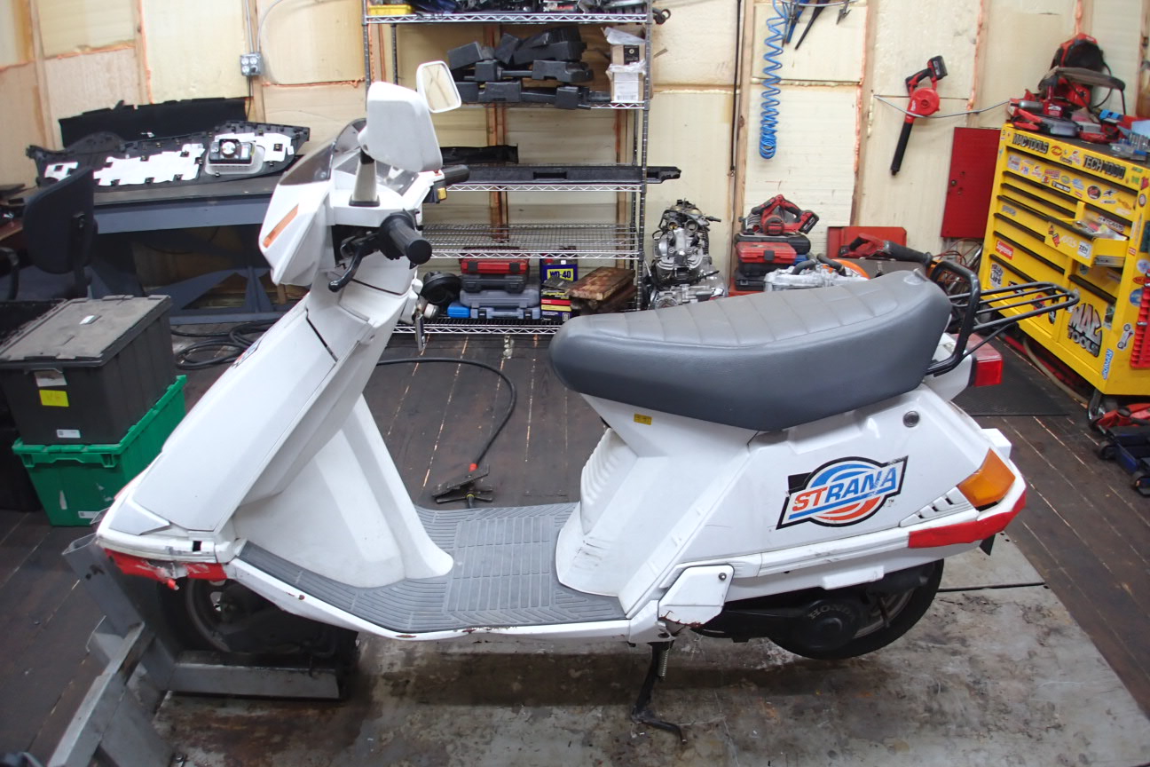 1990 HONDA CH80 ELITE REAR BRAKE TAIL LIGHT | eBay