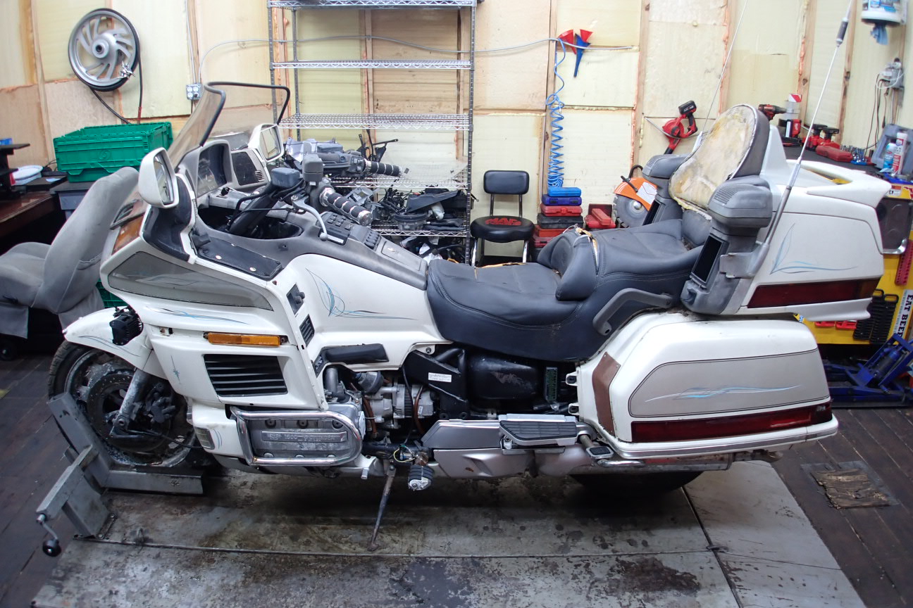 のの 1990 HONDA GOLDWING GL1500SE INTAKE MANIFOLD | eBay